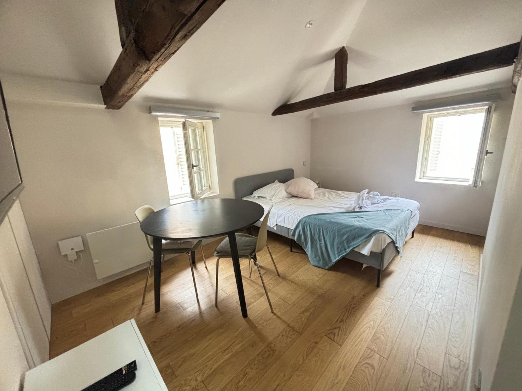 Appartement Louis Premier Et Second Centre Un Sejour A Part *
